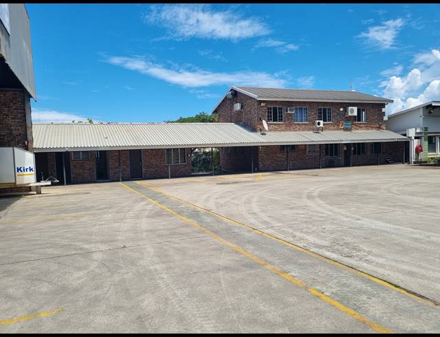 6,218M² WAREHOUSE TO LET IN ROCKY DRIFT